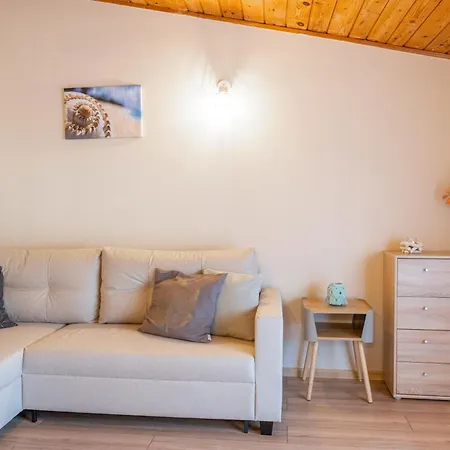 Apartment U Ani 1